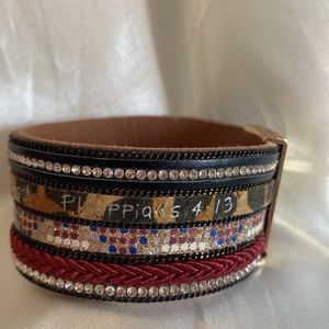 Magnetic bracelet. Smoke free and pet free home.